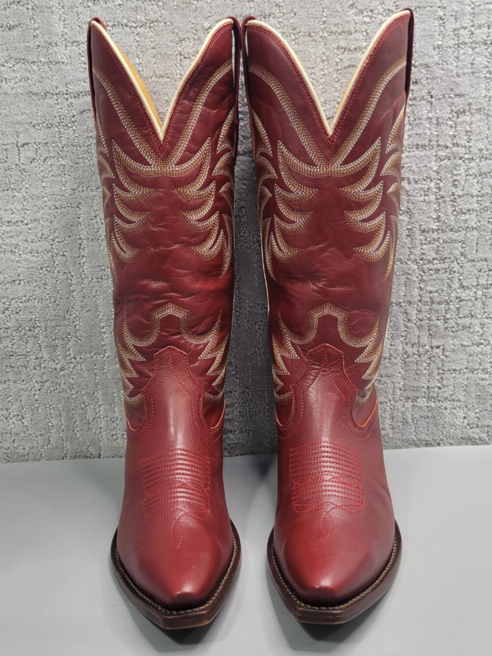 Tecovas The Annie Women's Size US 9B Scarlet Cowhide Cowgirl Boots.